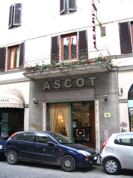 Ascot in Florenz, Florenz Außenaufnahme